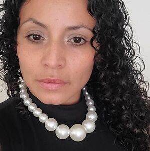 Chunky Pearl Necklace New!